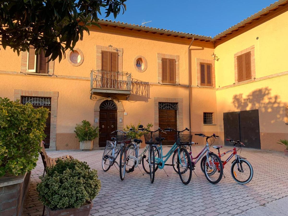 B&B Il Casale Foligno Buitenkant foto